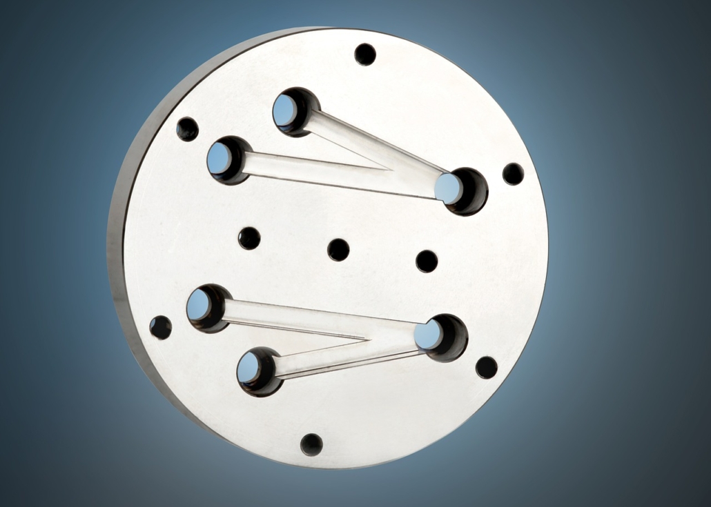 metal-586817_1280-1030x735